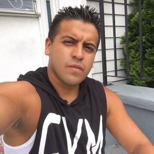 Meet your Posher, Cesar